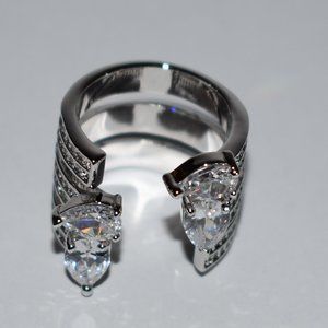 Oh Wow - Statement piece for your finger!